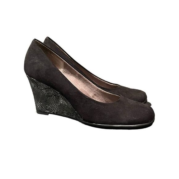 Aerosoles black suede wedges. Size 7‎ - Picture 1 of 9
